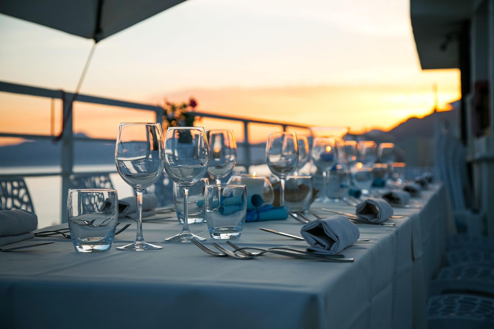 Elegant table setting at sunset